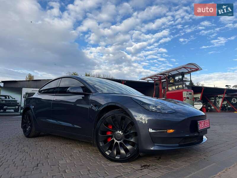 Седан Tesla Model 3 2023 в Кривом Роге фото Седан Tesla Model 3 2023 в Кривом Роге