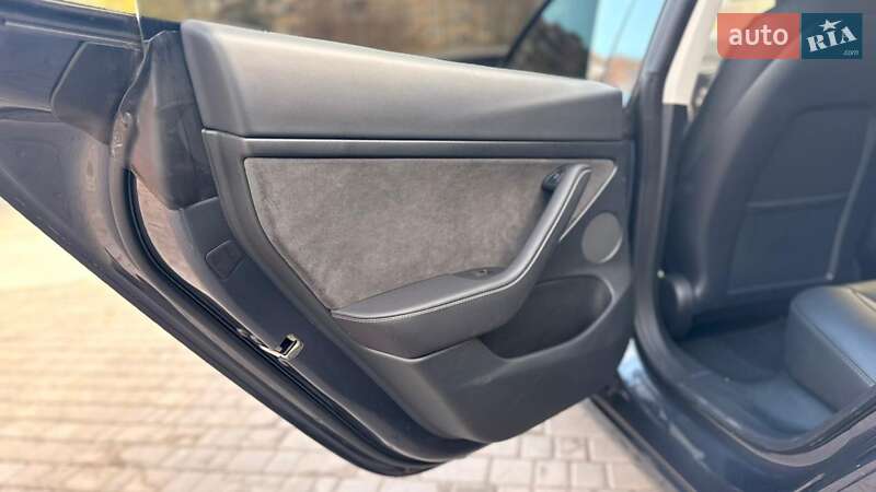 Седан Tesla Model 3 2023 в Кривом Роге фото 17 Седан Tesla Model 3 2023 в Кривом Роге