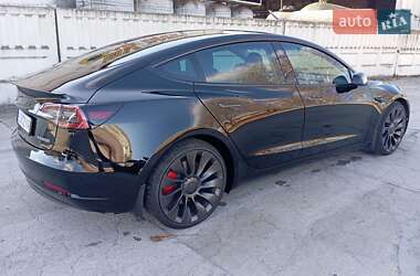 Седан Tesla Model 3 2023 в Днепре
