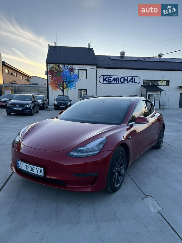 Tesla Model 3 2018