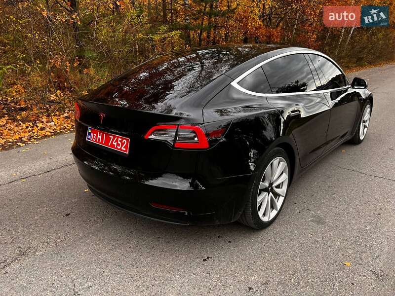 Седан Tesla Model 3 2018 в Ковеле