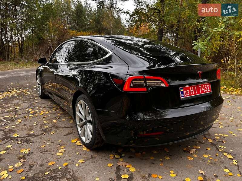 Седан Tesla Model 3 2018 в Ковеле