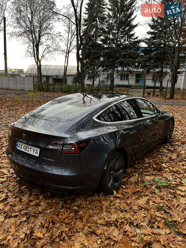 Седан Tesla Model 3 2019 в Харкові