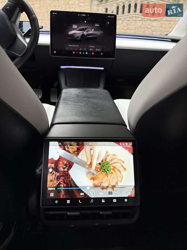 Седан Tesla Model 3 2022 в Харькове