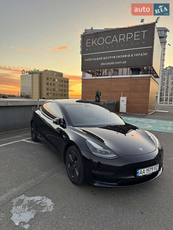 Седан Tesla Model 3 2021 в Киеве фото 6 Седан Tesla Model 3 2021 в Киеве