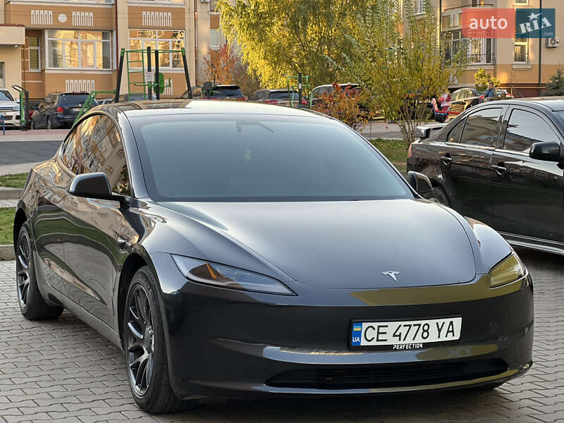 Седан Tesla Model 3 2025 в Черновцах фото 4 Седан Tesla Model 3 2025 в Черновцах