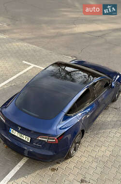 Седан Tesla Model 3 2021 в Фастове