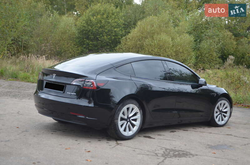 Седан Tesla Model 3 2021 в Львові фото 6 Седан Tesla Model 3 2021 в Львові