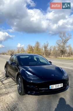 Седан Tesla Model 3 2021 в Днепре