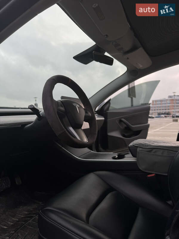 Седан Tesla Model 3 2019 в Костопілі фото 12 Седан Tesla Model 3 2019 в Костопілі