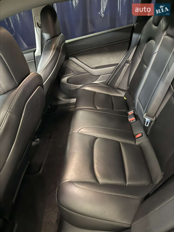 Седан Tesla Model 3 2021 в Киеве фото 7 Седан Tesla Model 3 2021 в Киеве