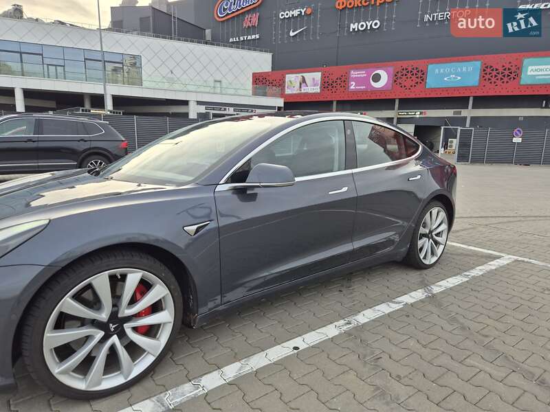 Седан Tesla Model 3 2018 в Києві фото 5 Седан Tesla Model 3 2018 в Києві