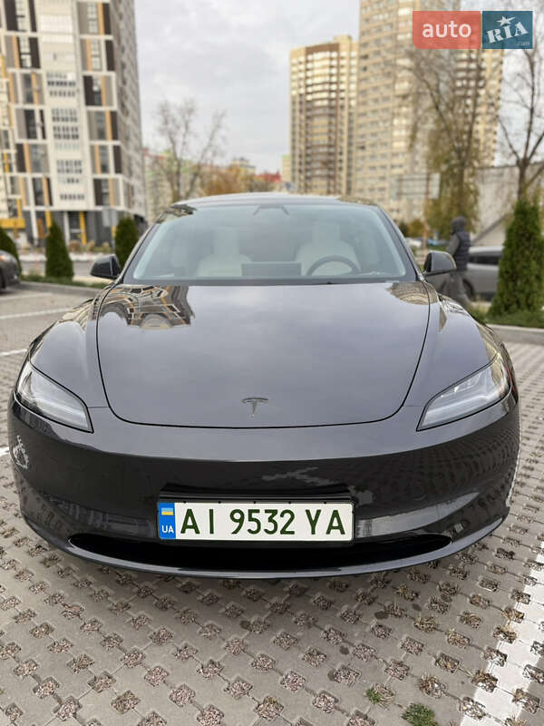 Седан Tesla Model 3 2024 в Киеве фото 10 Седан Tesla Model 3 2024 в Киеве