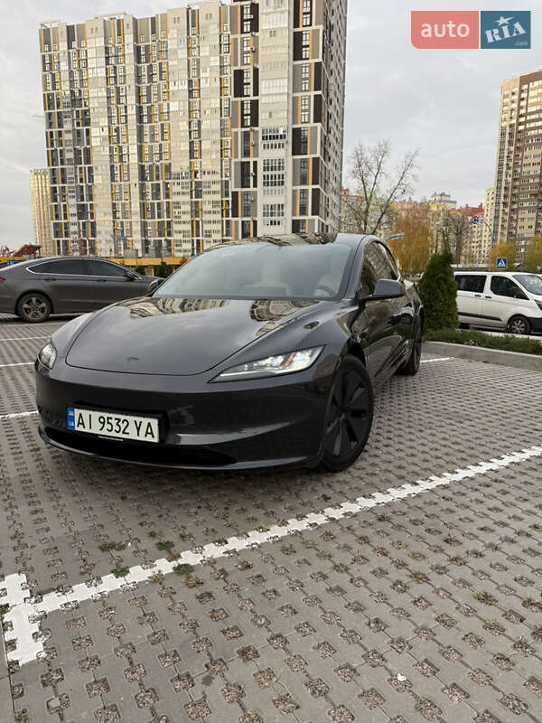 Седан Tesla Model 3 2024 в Киеве фото 12 Седан Tesla Model 3 2024 в Киеве