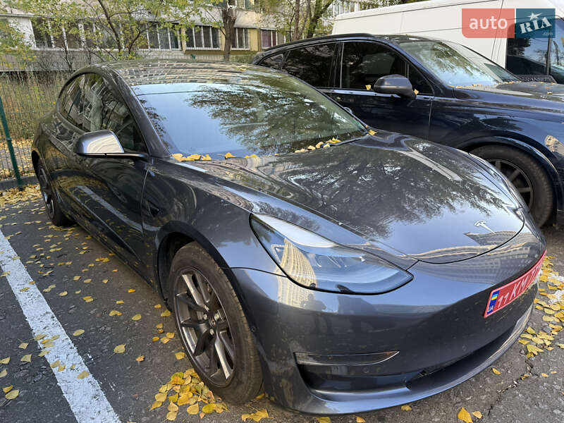 Седан Tesla Model 3 2021 в Киеве фото 2 Седан Tesla Model 3 2021 в Киеве