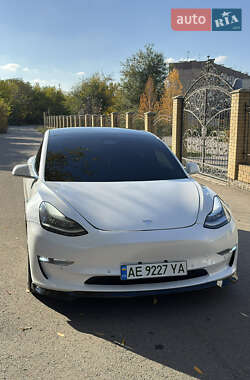 Седан Tesla Model 3 2019 в Кривом Роге