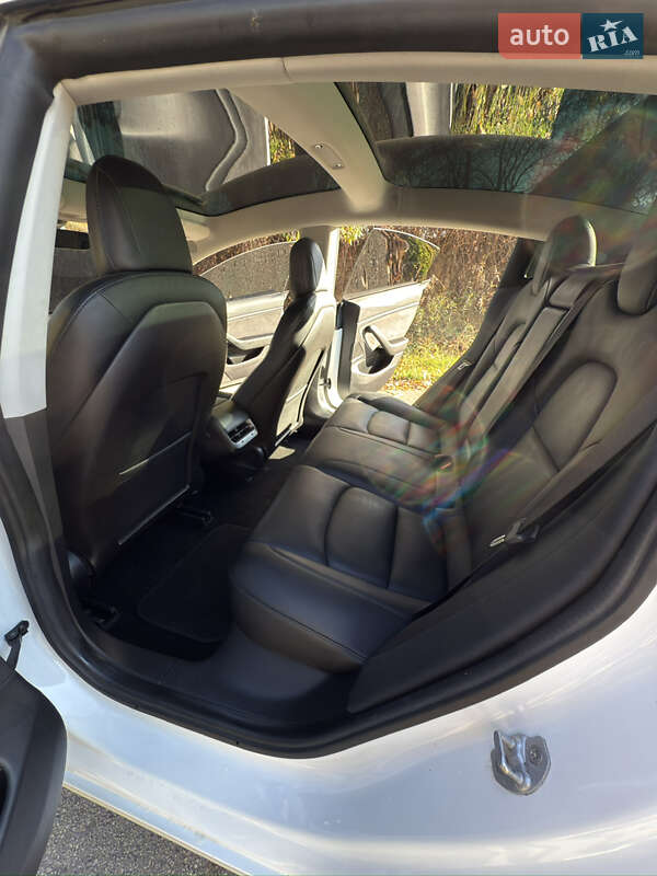 Седан Tesla Model 3 2019 в Кривом Роге фото 13 Седан Tesla Model 3 2019 в Кривом Роге