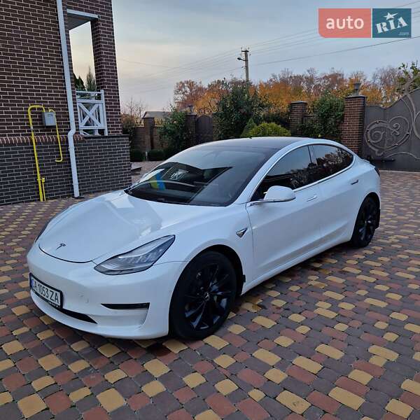 Седан Tesla Model 3 2019 в Черкассах фото 3 Седан Tesla Model 3 2019 в Черкассах
