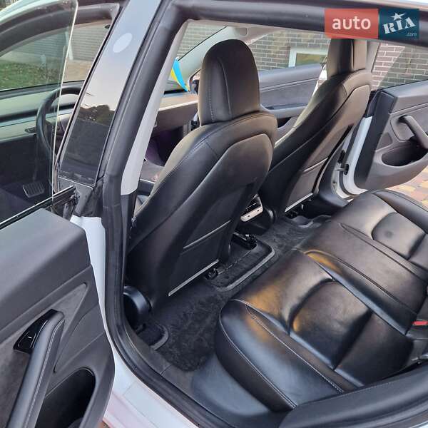 Седан Tesla Model 3 2019 в Черкассах фото 15 Седан Tesla Model 3 2019 в Черкассах