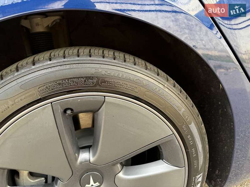 Седан Tesla Model 3 2023 в Киеве