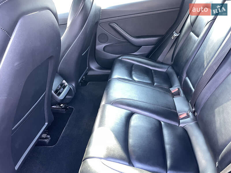 Седан Tesla Model 3 2022 в Первомайську фото 5 Седан Tesla Model 3 2022 в Первомайську