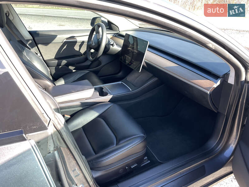 Седан Tesla Model 3 2022 в Первомайську фото 8 Седан Tesla Model 3 2022 в Первомайську