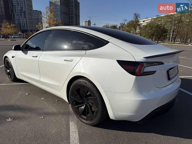 Седан Tesla Model 3 2024 в Києві фото 7 Седан Tesla Model 3 2024 в Києві