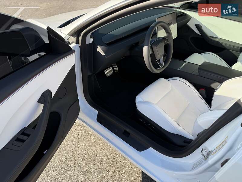 Седан Tesla Model 3 2024 в Києві фото 9 Седан Tesla Model 3 2024 в Києві