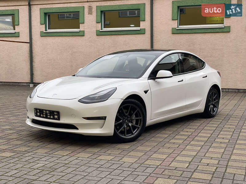 Седан Tesla Model 3 2021 в Стрию фото 2 Седан Tesla Model 3 2021 в Стрию
