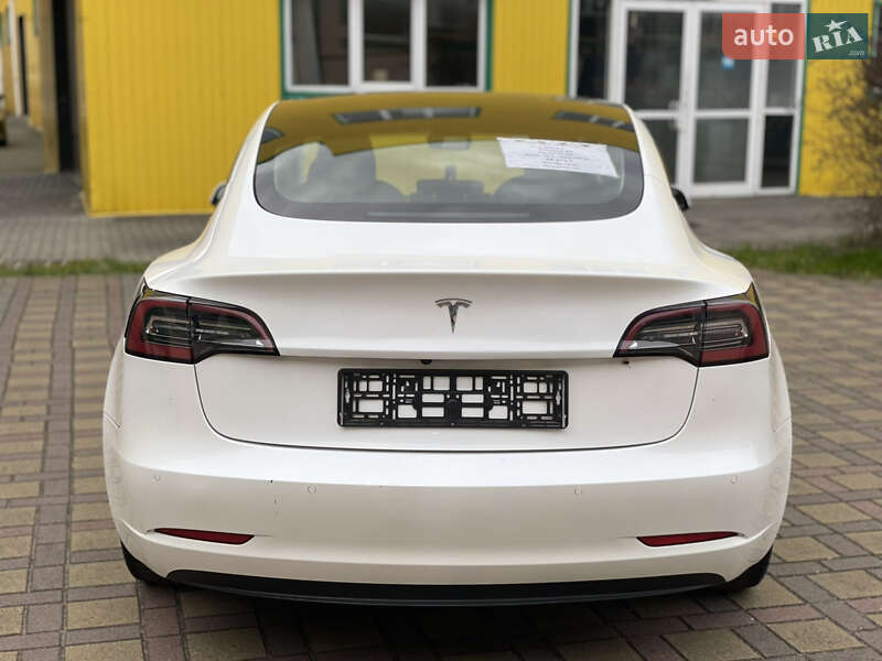 Седан Tesla Model 3 2021 в Стрию фото 37 Седан Tesla Model 3 2021 в Стрию