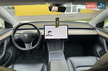 Седан Tesla Model 3 2021 в Стрые