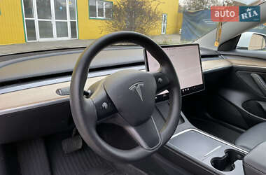 Седан Tesla Model 3 2021 в Стрые