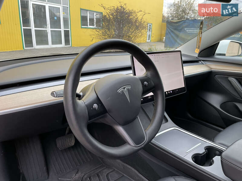 Седан Tesla Model 3 2021 в Стрию фото 68 Седан Tesla Model 3 2021 в Стрию