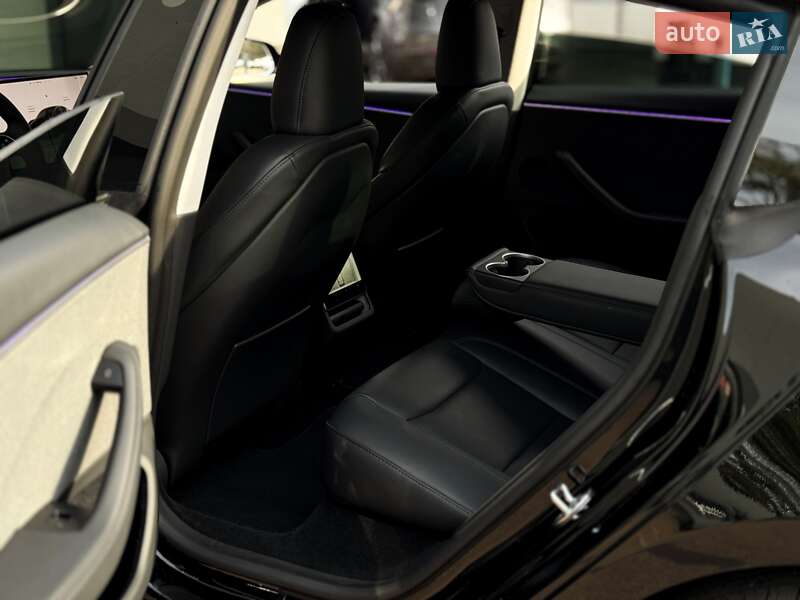 Седан Tesla Model 3 2024 в Києві фото 15 Седан Tesla Model 3 2024 в Києві