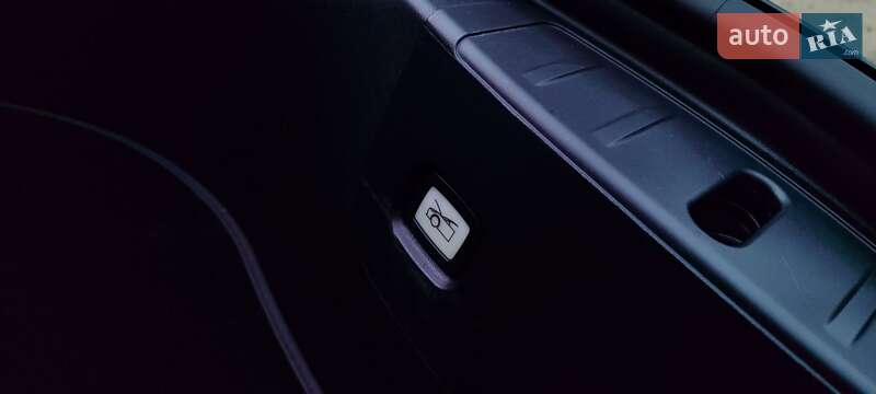 Седан Tesla Model 3 2018 в Ковеле