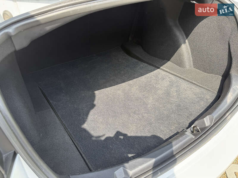 Седан Tesla Model 3 2021 в Хмельницькому фото 11 Седан Tesla Model 3 2021 в Хмельницькому