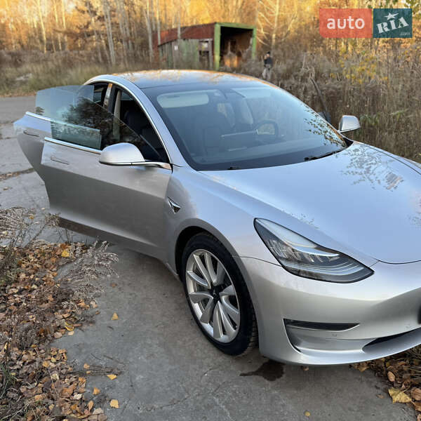 Седан Tesla Model 3 2018 в Києві фото 5 Седан Tesla Model 3 2018 в Києві