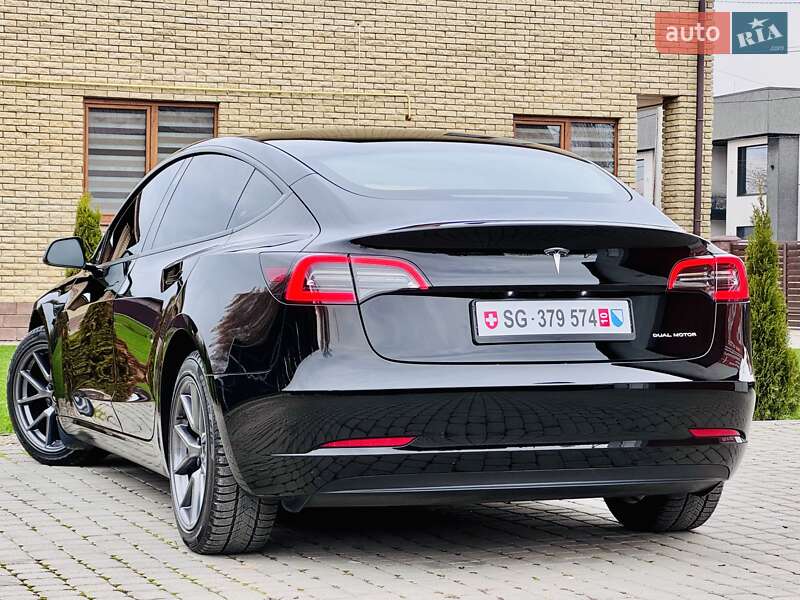 Седан Tesla Model 3 2022 в Стрые фото 15 Седан Tesla Model 3 2022 в Стрые
