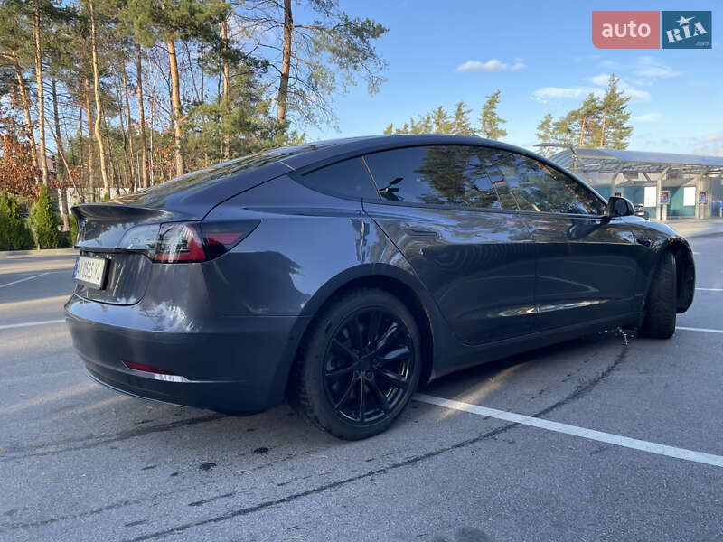 Седан Tesla Model 3 2021 в Киеве фото 7 Седан Tesla Model 3 2021 в Киеве
