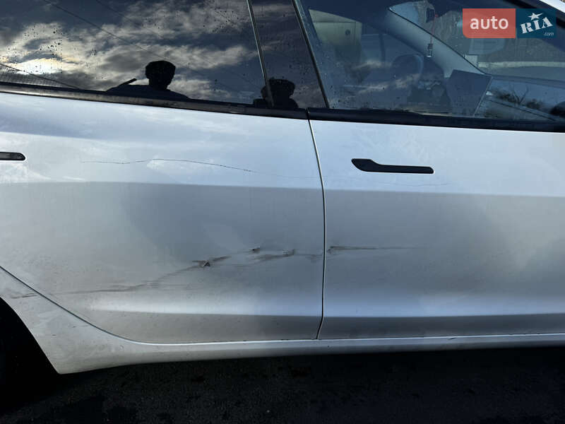 Седан Tesla Model 3 2022 в Киеве фото 4 Седан Tesla Model 3 2022 в Киеве
