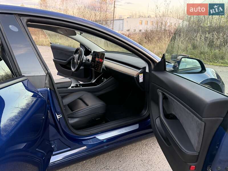Седан Tesla Model 3 2019 в Трускавці фото 30 Седан Tesla Model 3 2019 в Трускавці