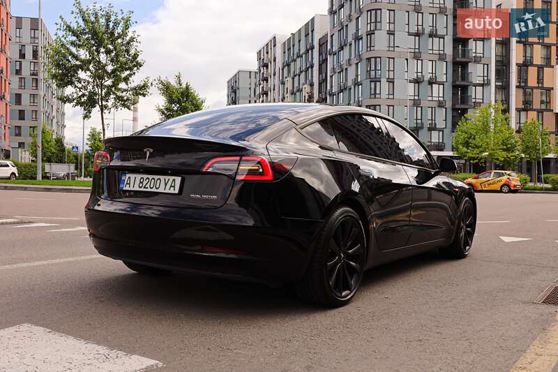 Седан Tesla Model 3 2023 в Киеве фото 12 Седан Tesla Model 3 2023 в Киеве