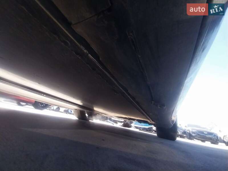 Седан Tesla Model 3 2021 в Луцке