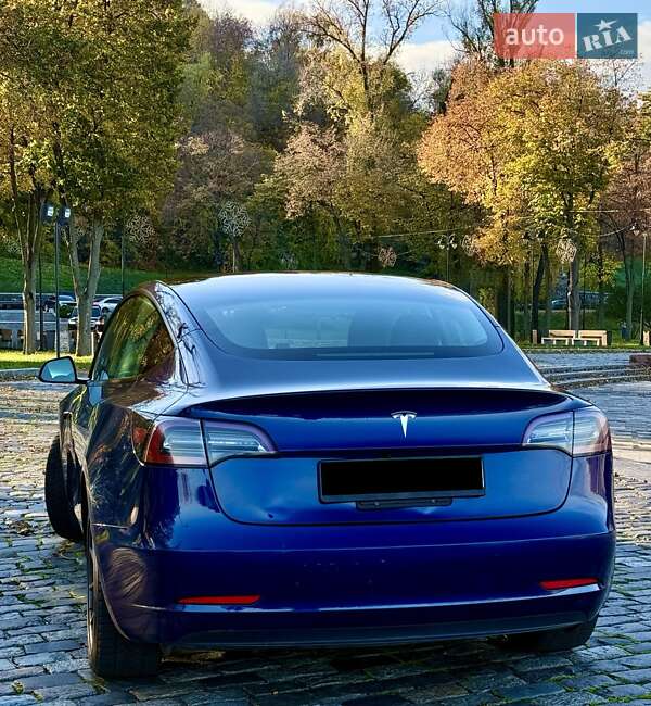 Седан Tesla Model 3 2023 в Киеве фото 11 Седан Tesla Model 3 2023 в Киеве