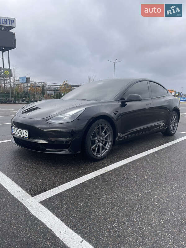 Седан Tesla Model 3 2023 в Львове фото 16 Седан Tesla Model 3 2023 в Львове