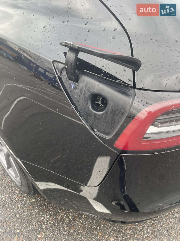 Седан Tesla Model 3 2023 в Львове фото 22 Седан Tesla Model 3 2023 в Львове