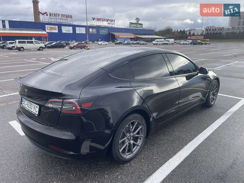 Седан Tesla Model 3 2023 в Львове фото 25 Седан Tesla Model 3 2023 в Львове