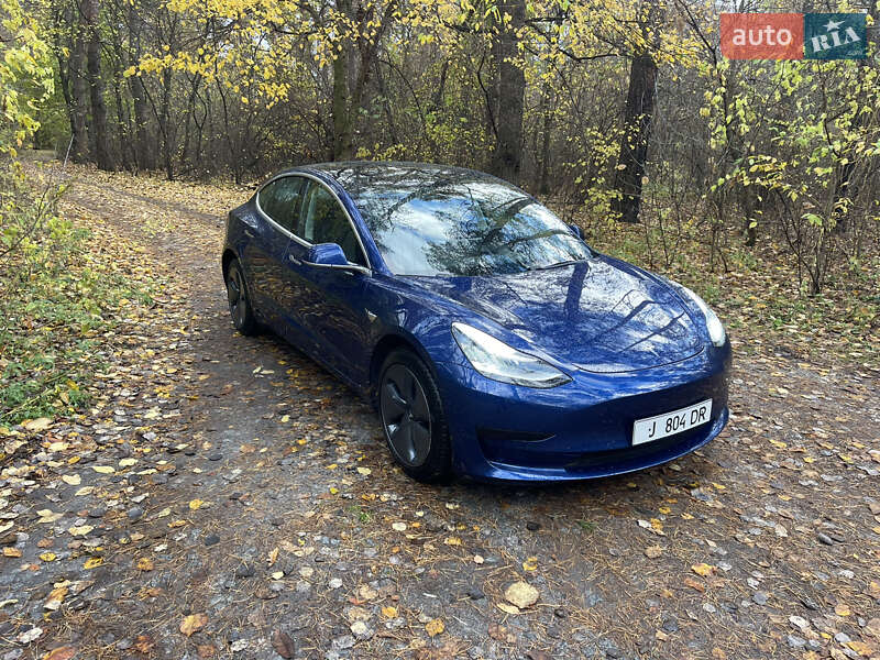 Седан Tesla Model 3 2020 в Киеве фото 3 Седан Tesla Model 3 2020 в Киеве