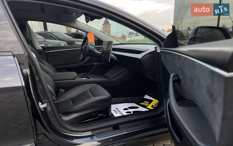 Седан Tesla Model 3 2024 в Мукачевому фото 23 Седан Tesla Model 3 2024 в Мукачевому