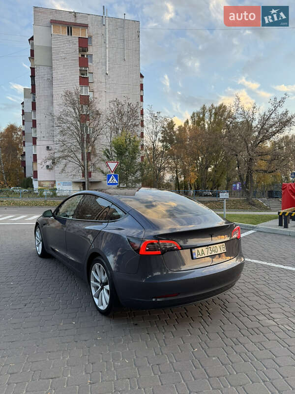 Седан Tesla Model 3 2020 в Харкові